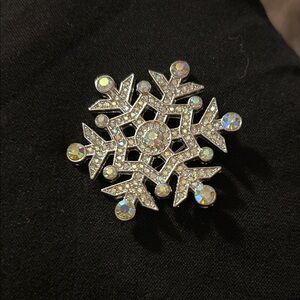 Sparkling Snowflake Brooch Iridescent Holiday Christmas Winter